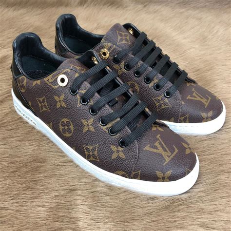 scarpe sneakers louis vuitton|louis vuitton sneakers prices.